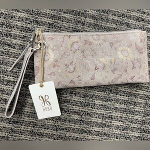 Hobo Vida Wristlet Mystic Bloom 100% LEATHER NWT